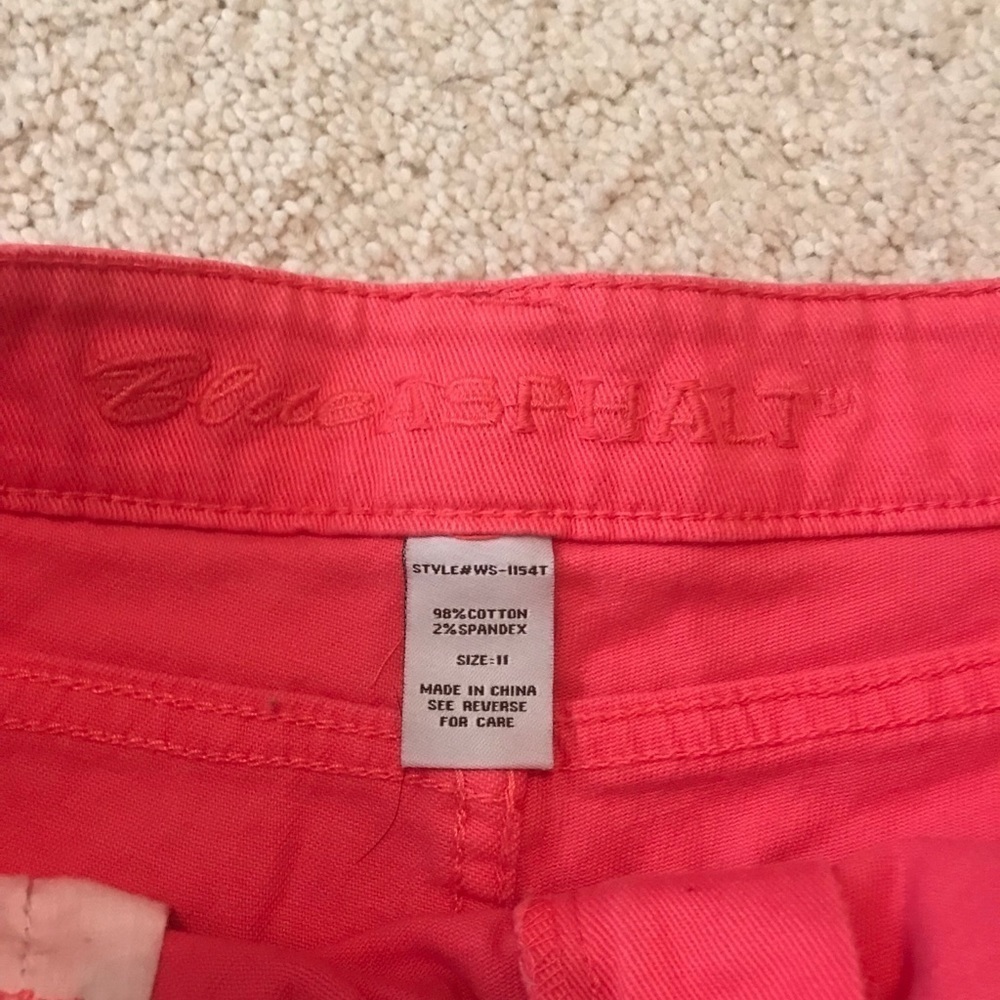Blue Asphalt Hot Pink Jean Shorts‎ - Picture 3 of 3